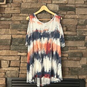 Lane Bryant Cold Shoulder Tie Die Swing Tee. EUC. Size 22/24.